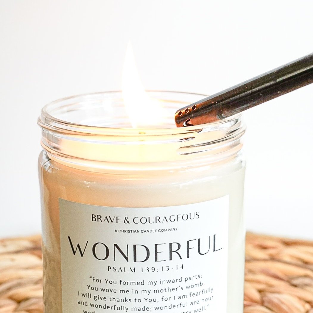 "Wonderful" Mango + Grapefruit Candle